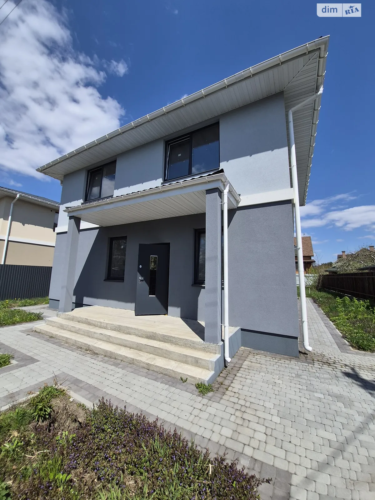 Продается дом на 2 этажа 133 кв. м с беседкой, цена: 120000 $ - фото 1