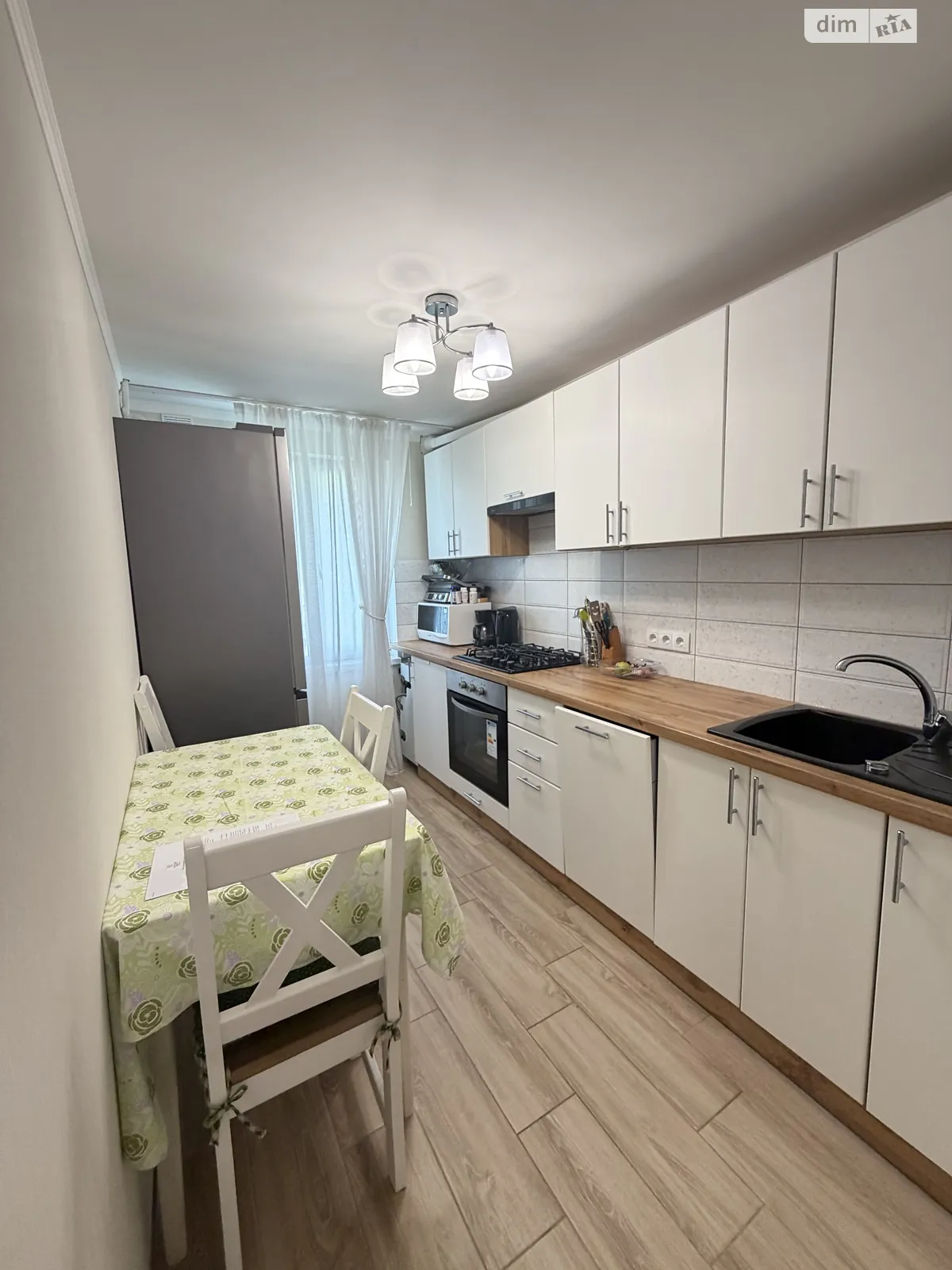 Продается 3-комнатная квартира 54.5 кв. м в Борисполе, ул. Скифская, 42 - фото 1