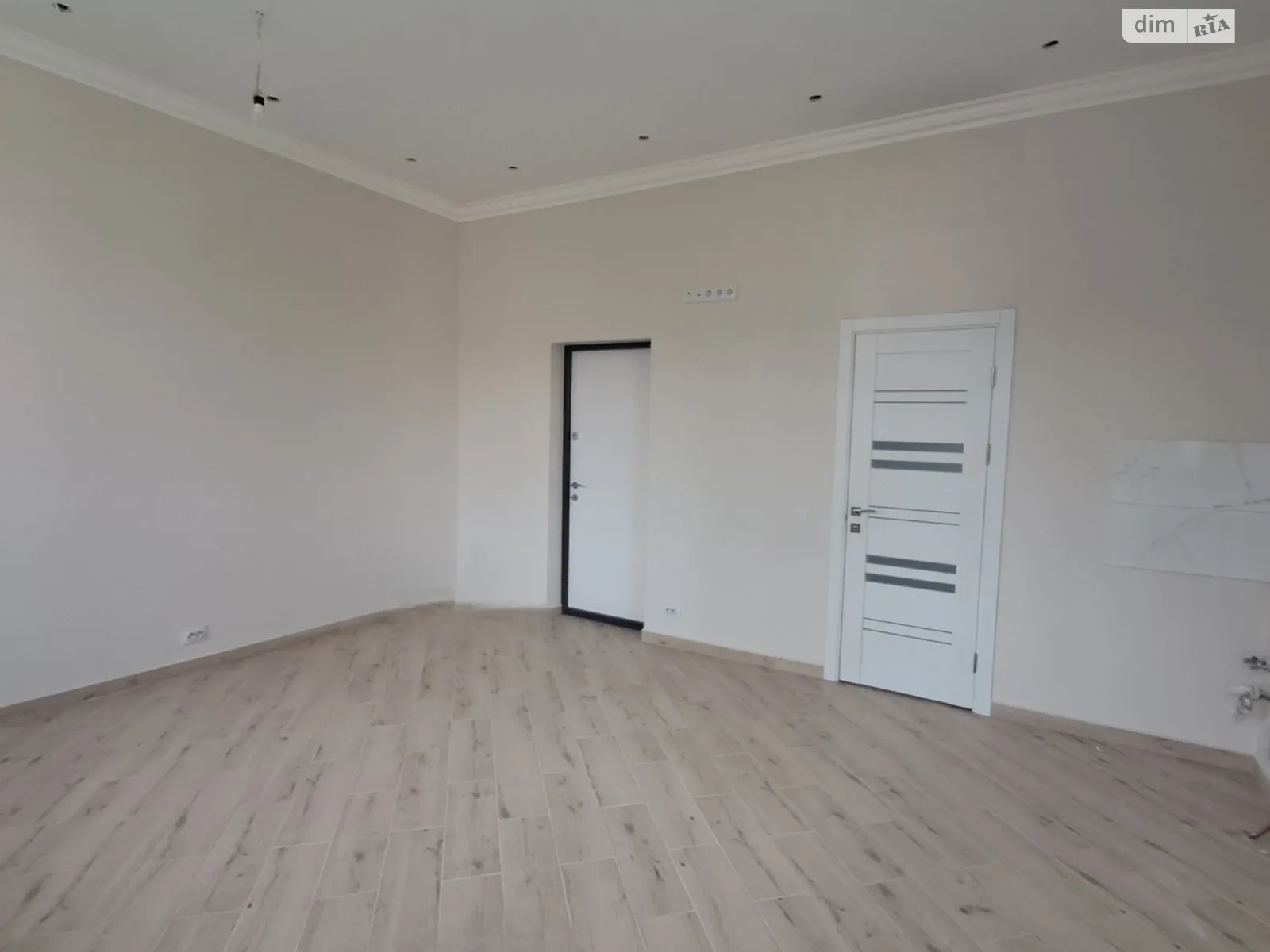Продается 1-комнатная квартира 25 кв. м в Черновцах, ул. Белорусская - фото 1