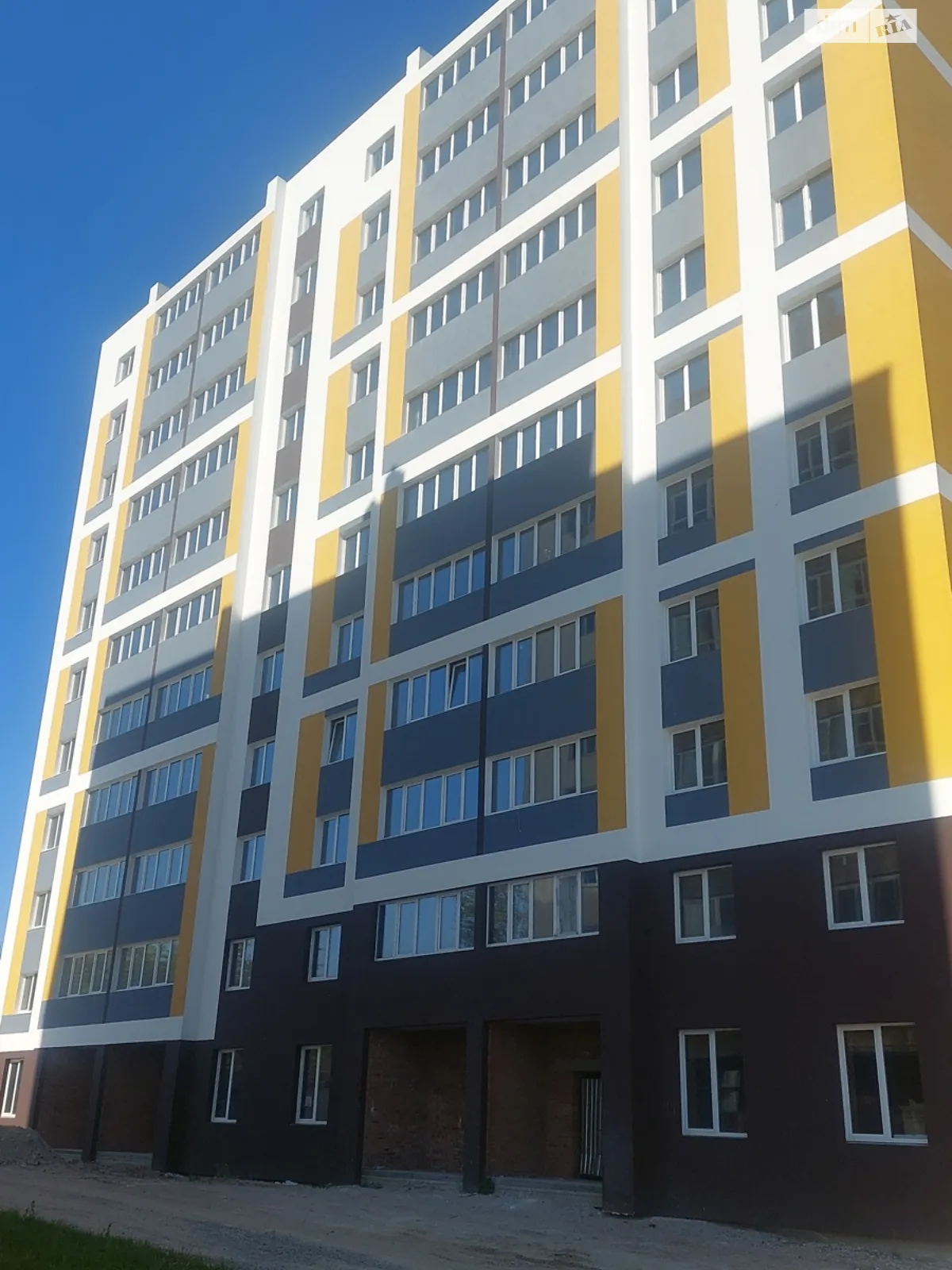 Продається 2-кімнатна квартира 67 кв. м у Хмельницькому, вул. Озерна, 6/1 - фото 1