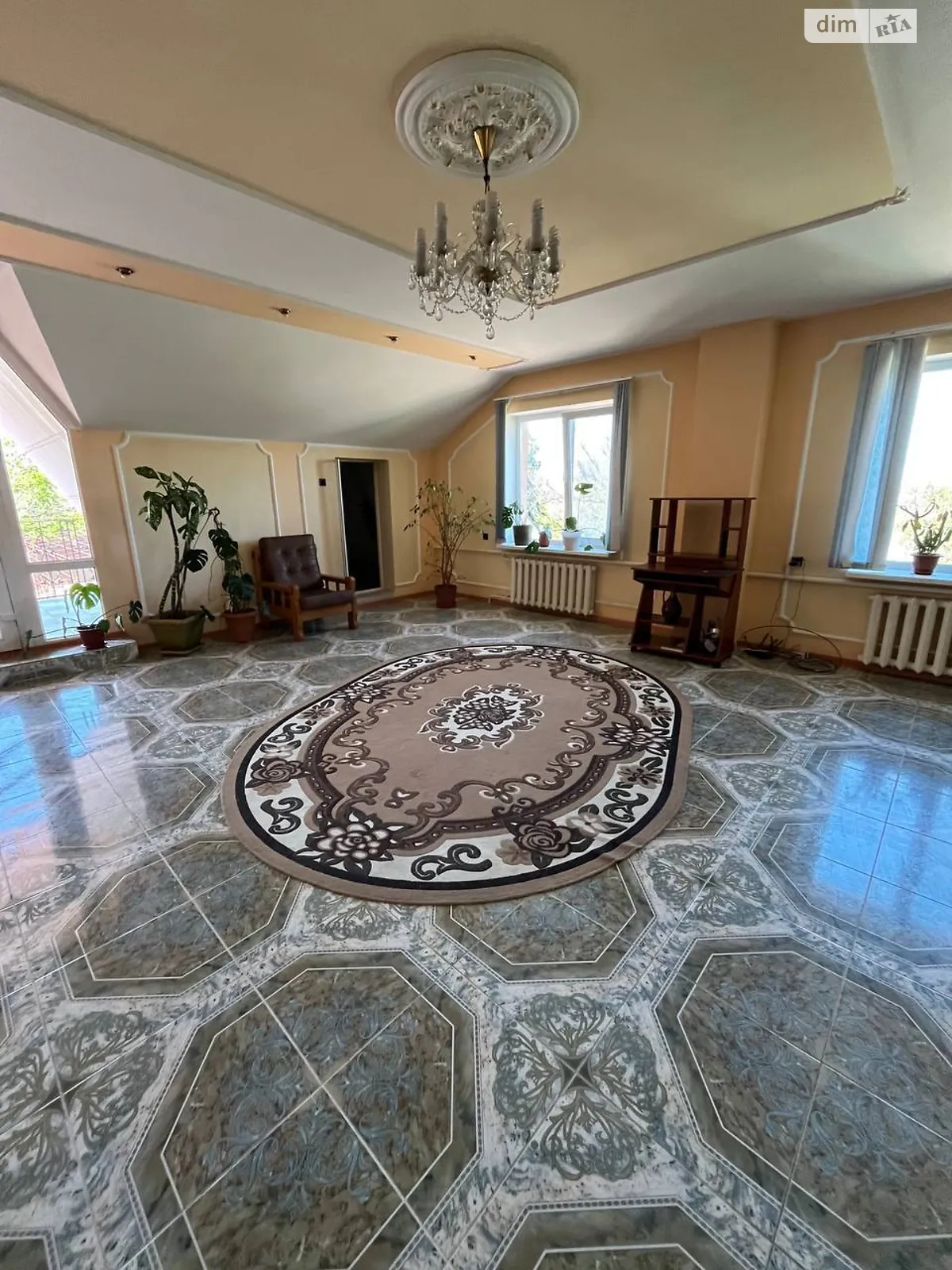 Продается дом на 2 этажа 250 кв. м с беседкой, цена: 127000 $ - фото 1