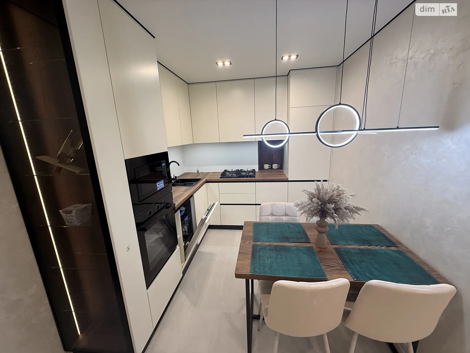 2-комнатная квартира 58 кв. м в Тернополе, ул. Смакулы, 8 - фото 1