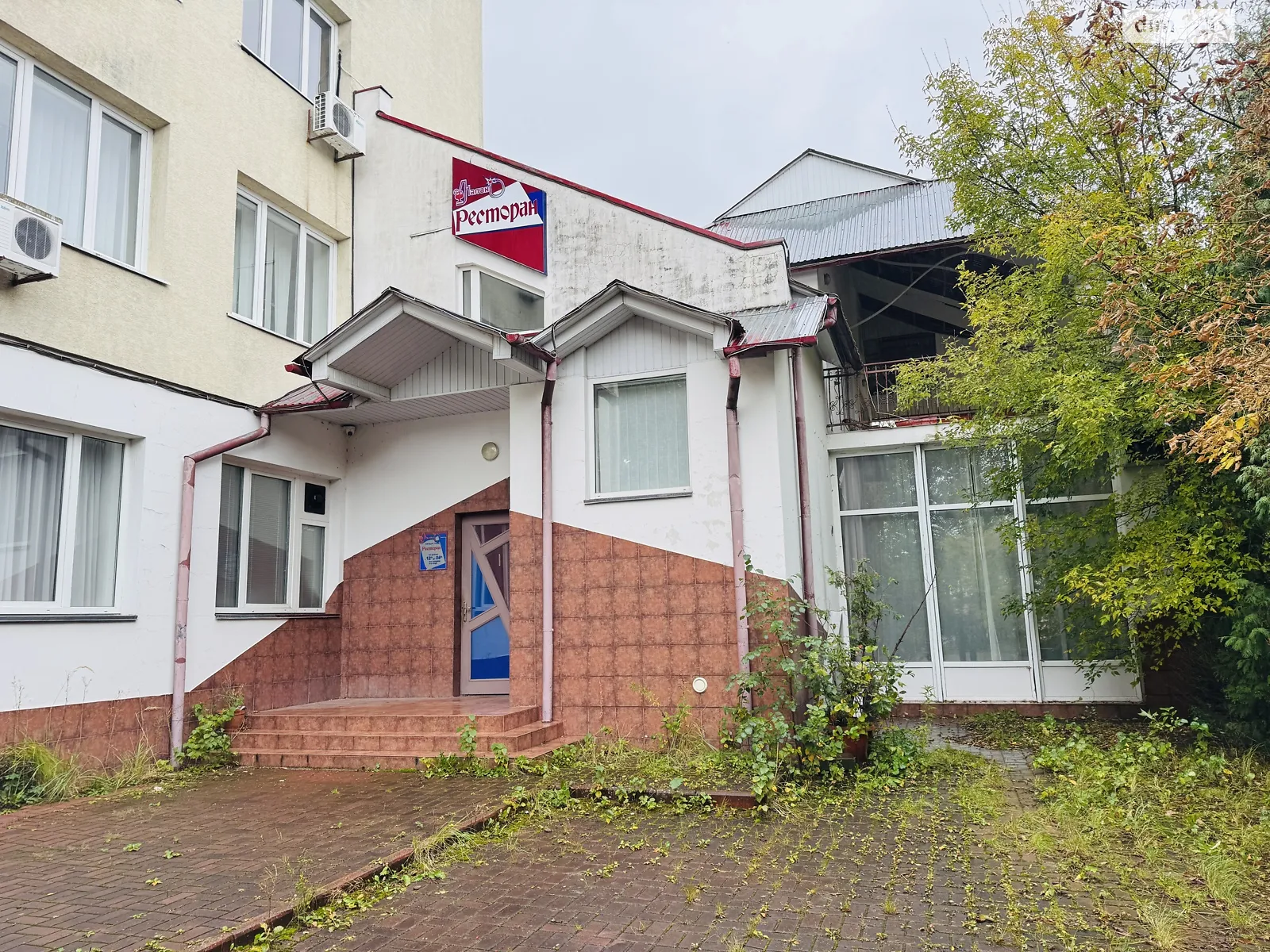 Продается помещения свободного назначения 2405 кв. м в 7-этажном здании, цена: 950000 $ - фото 1