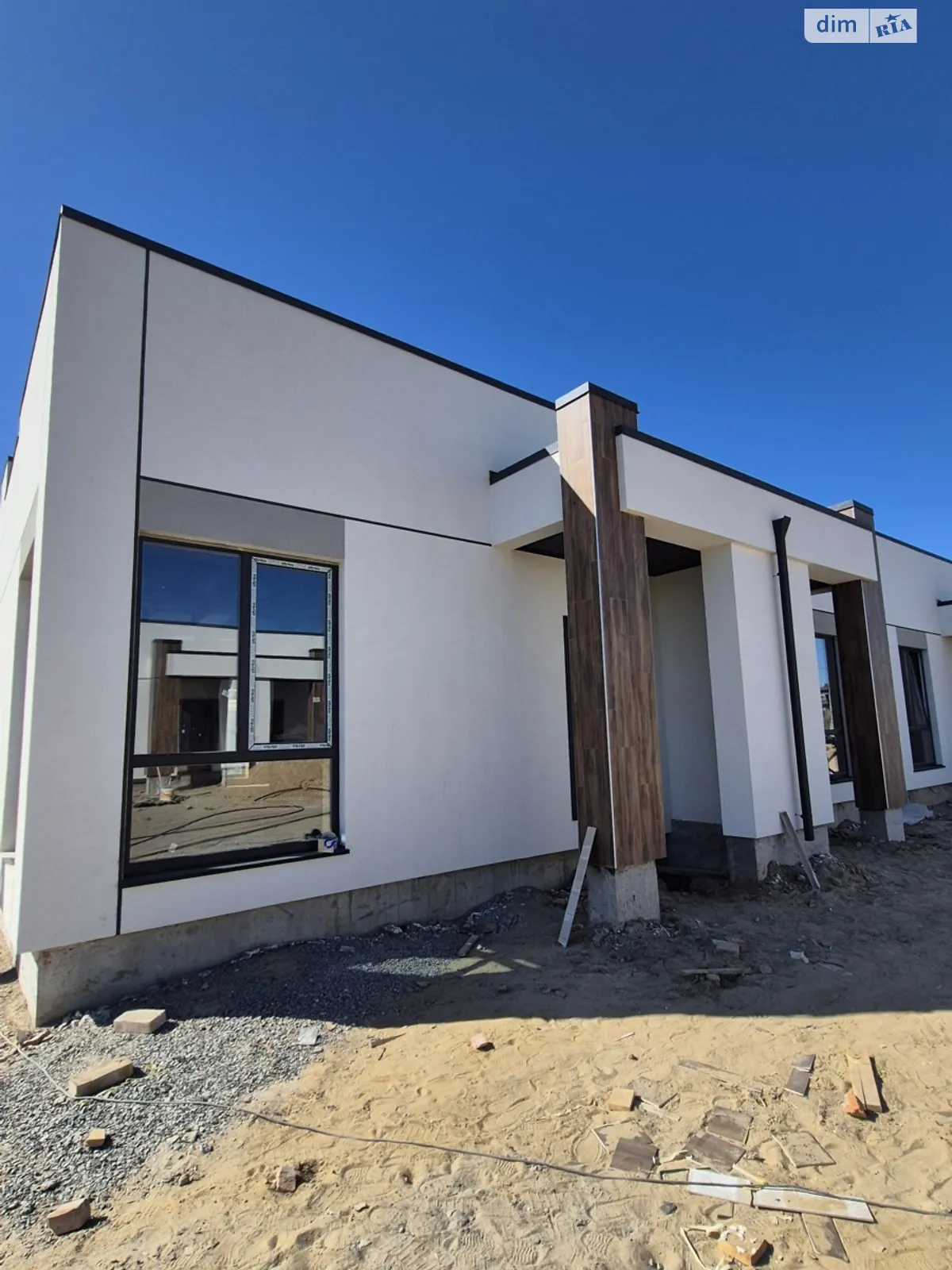 мас. Макарова Ювилейный Ровно, цена: 55000 $ - фото 1