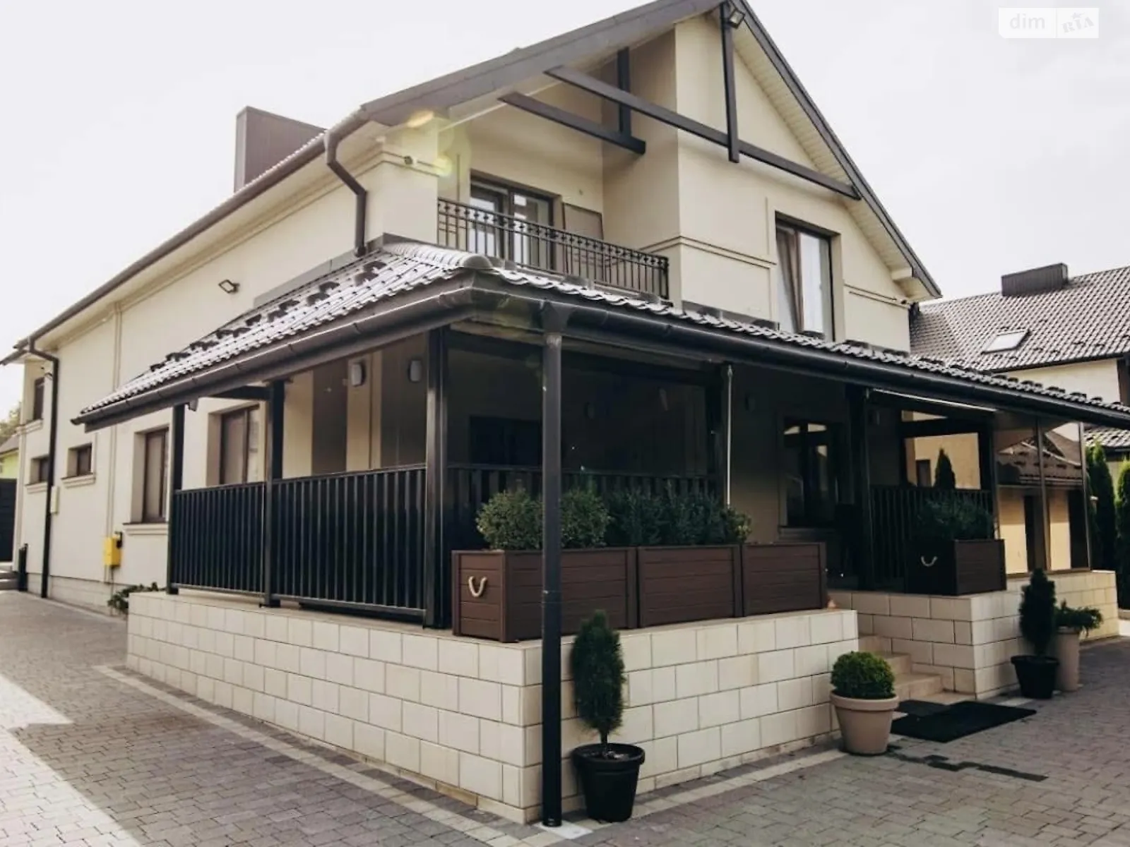 Продается дом на 2 этажа 290 кв. м с мебелью, цена: 420000 $ - фото 1