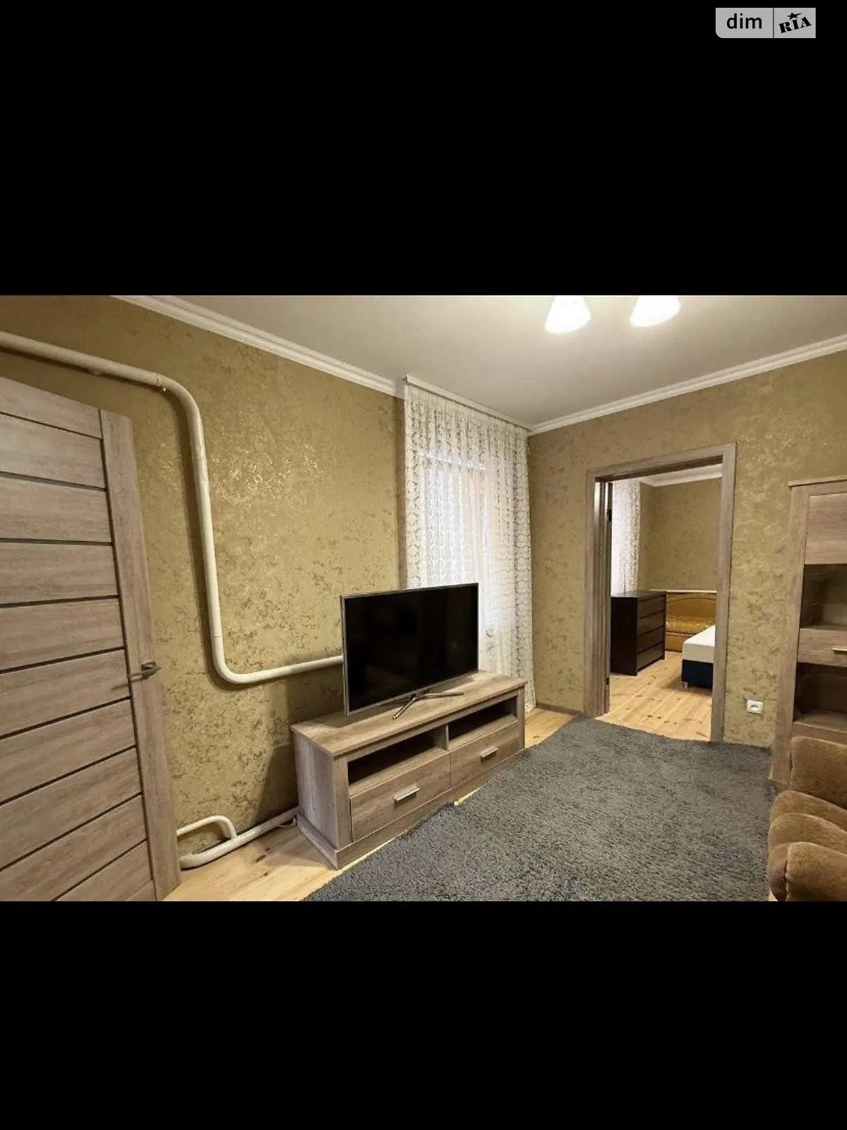 2-комнатная квартира 40 кв. м в Луцке, цена: 300 $ - фото 1