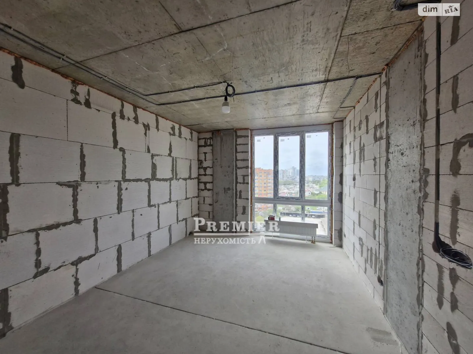Продается 2-комнатная квартира 62.7 кв. м в Черноморске, цена: 53000 $ - фото 1