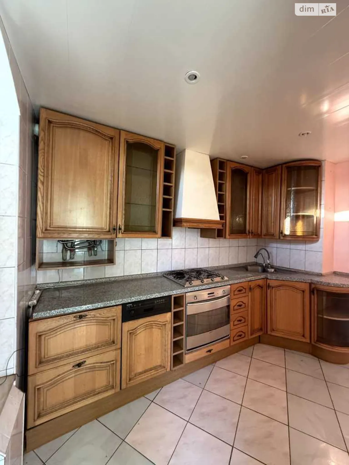 Продается 3-комнатная квартира 117.4 кв. м в Полтаве, ул. Леваневского - фото 1