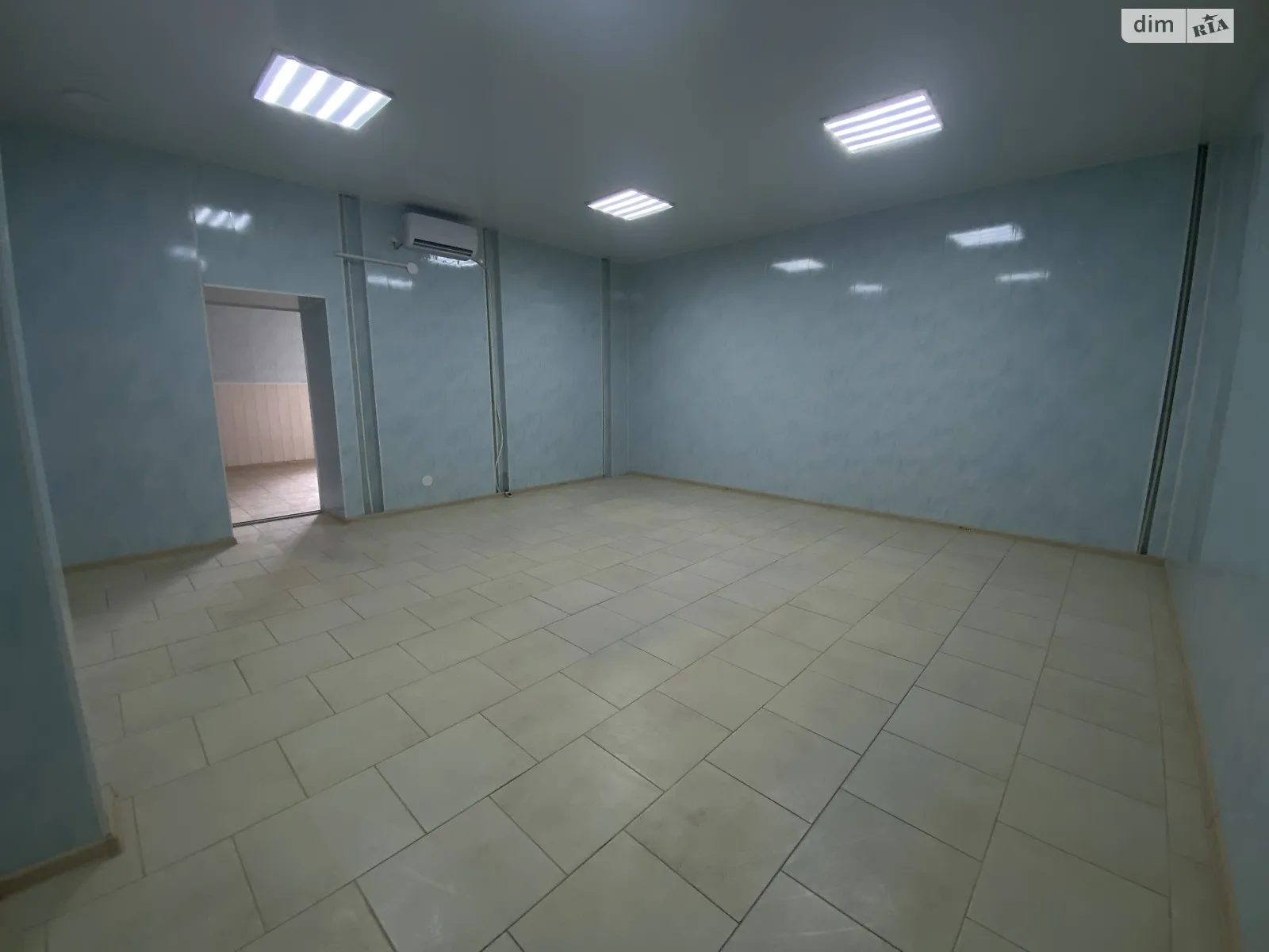 Продается помещения свободного назначения 127 кв. м в 14-этажном здании, цена: 203200 $ - фото 1