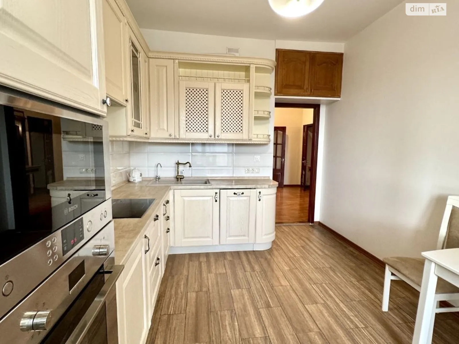 Продается 3-комнатная квартира 108.8 кв. м в Днепре, ул. Моссаковского Владимира, 8 - фото 1