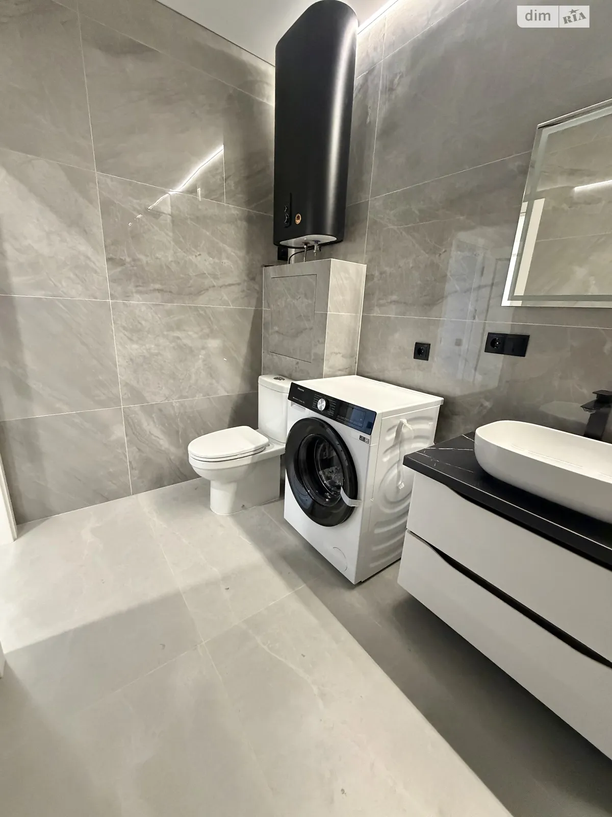 Продается 2-комнатная квартира 61 кв. м в Хмельницком, ул. Шевченко, 46 - фото 1