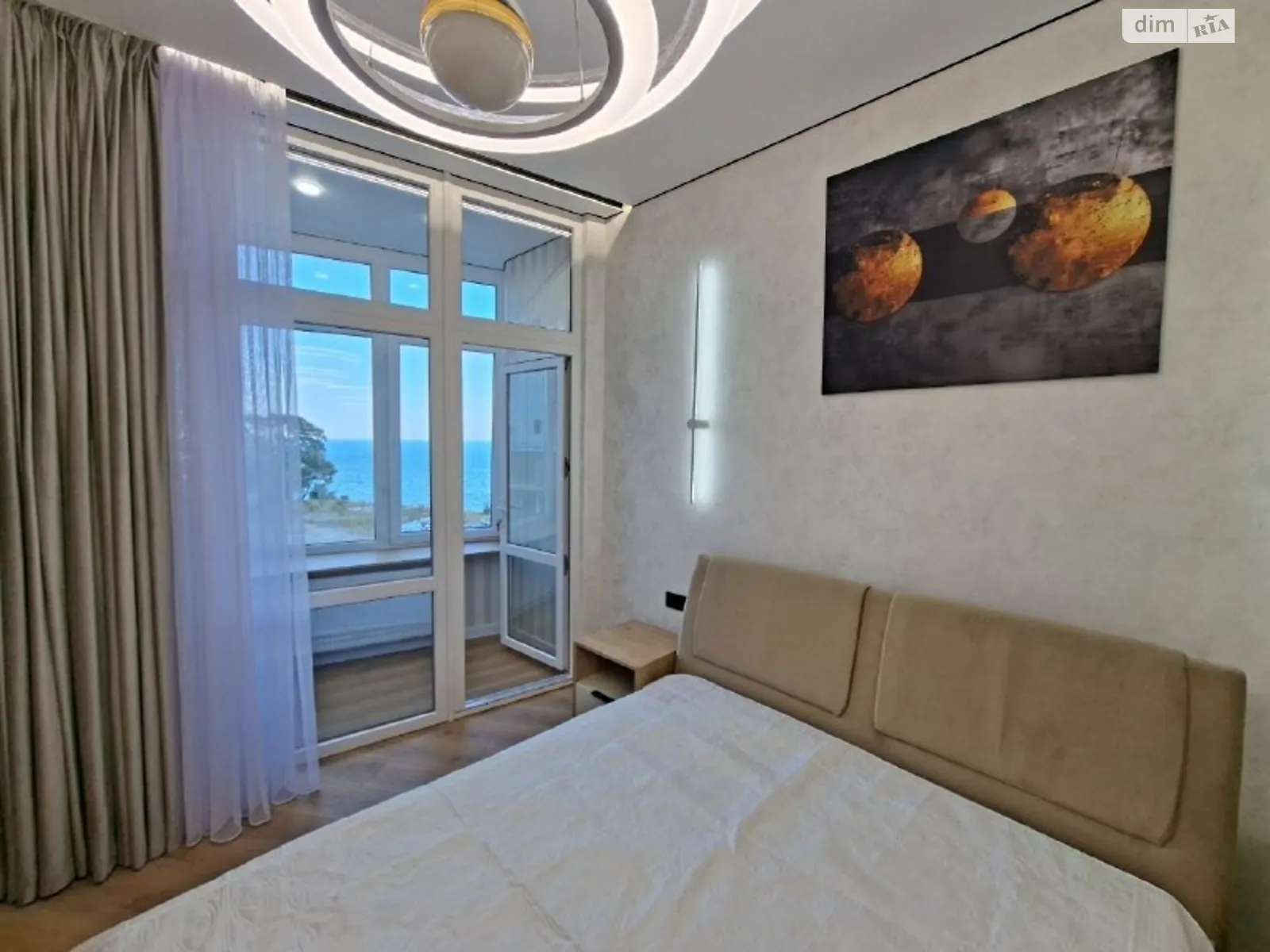 Продається 1-кімнатна квартира 47 кв. м у Одесі, пров. Морехідний, 2А - фото 1