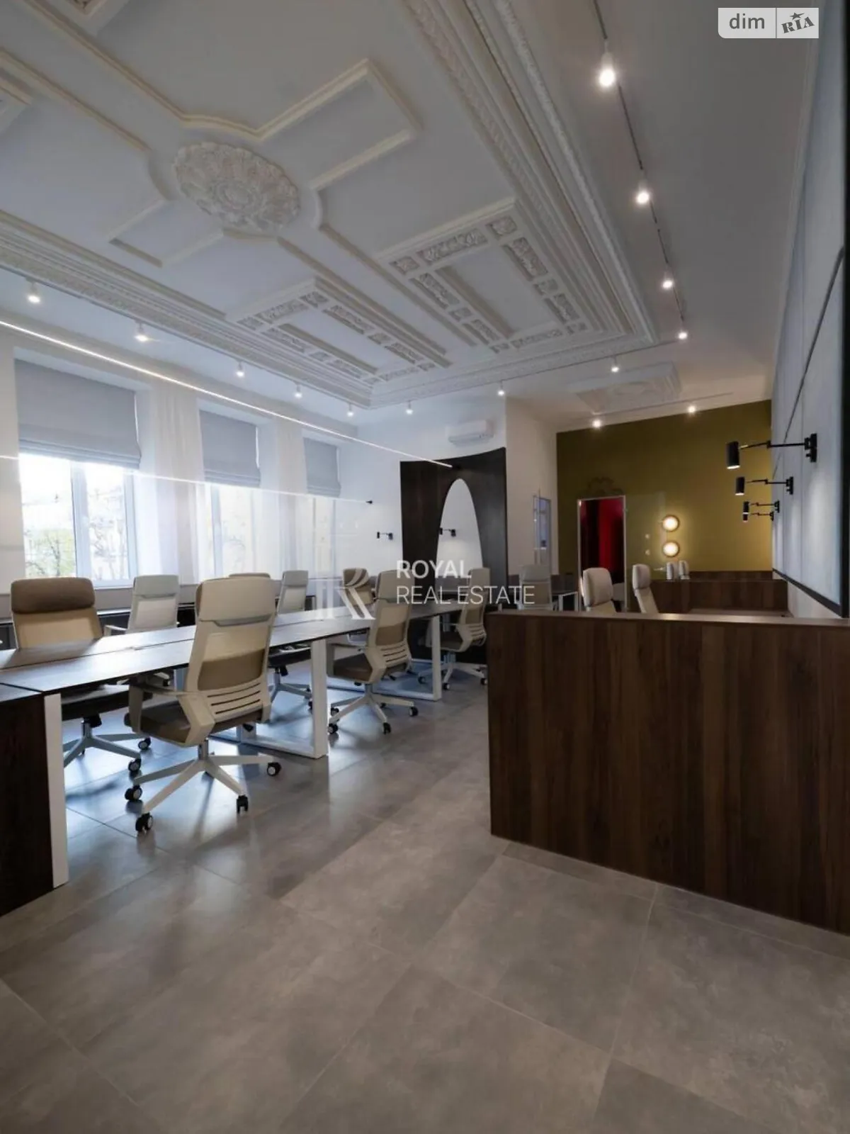 Продается офис 155.3 кв. м в бизнес-центре, цена: 770000 $ - фото 1