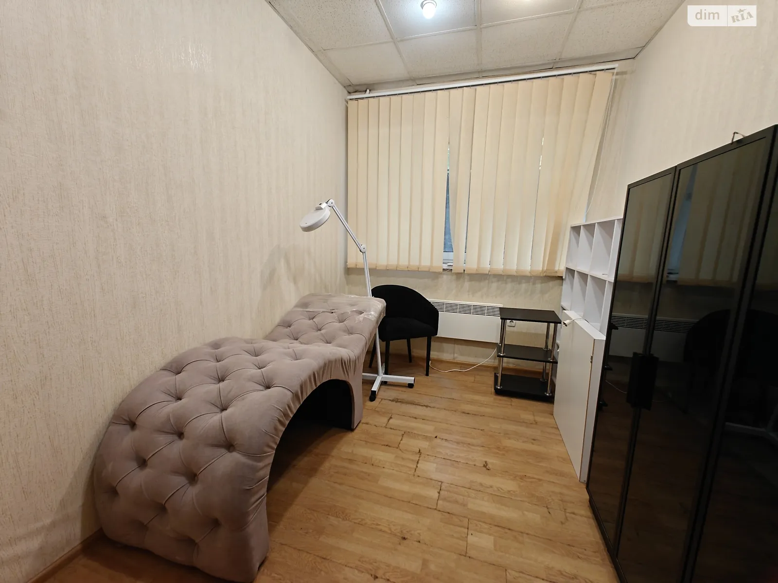 Продается помещения свободного назначения 58 кв. м в 10-этажном здании, цена: 39999 $ - фото 1