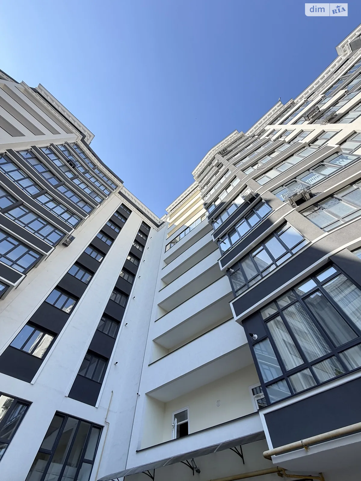 Продается 2-комнатная квартира 86 кв. м в Хмельницком, ул. Шевченко, 41 - фото 1