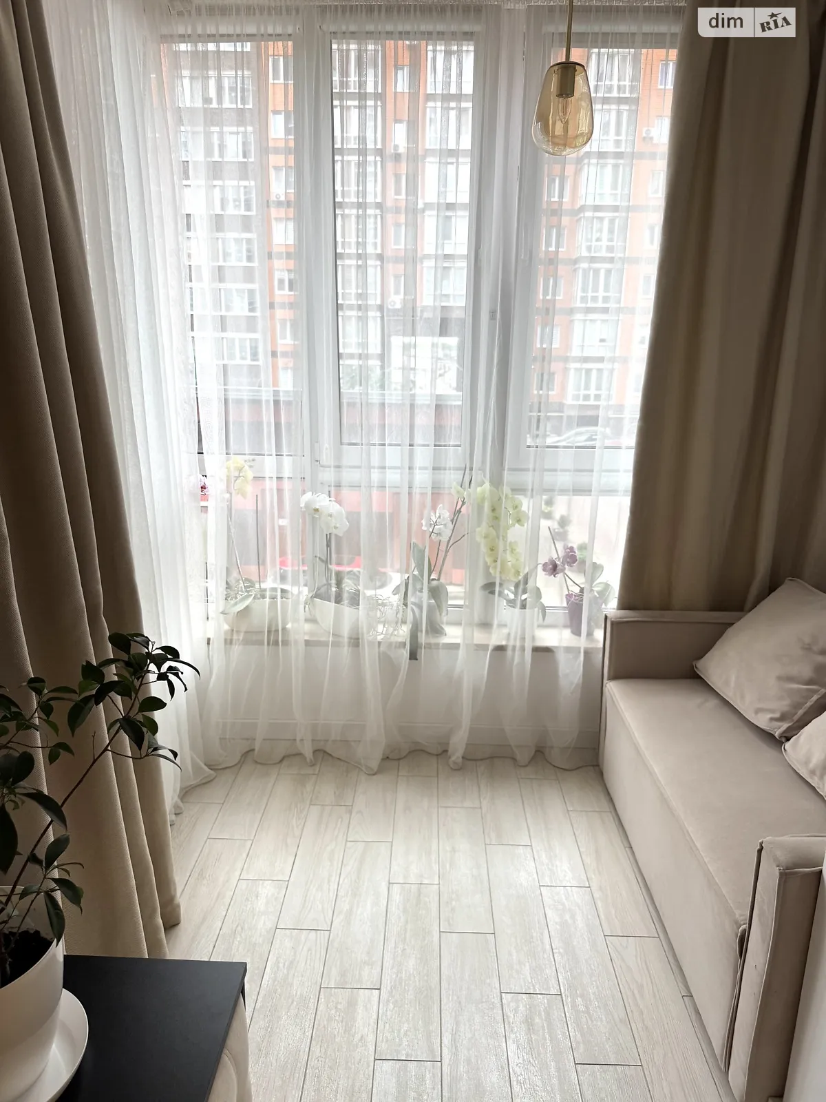Продается 1-комнатная квартира 51 кв. м в Львове, ул. Кульпарковская, 230А - фото 1