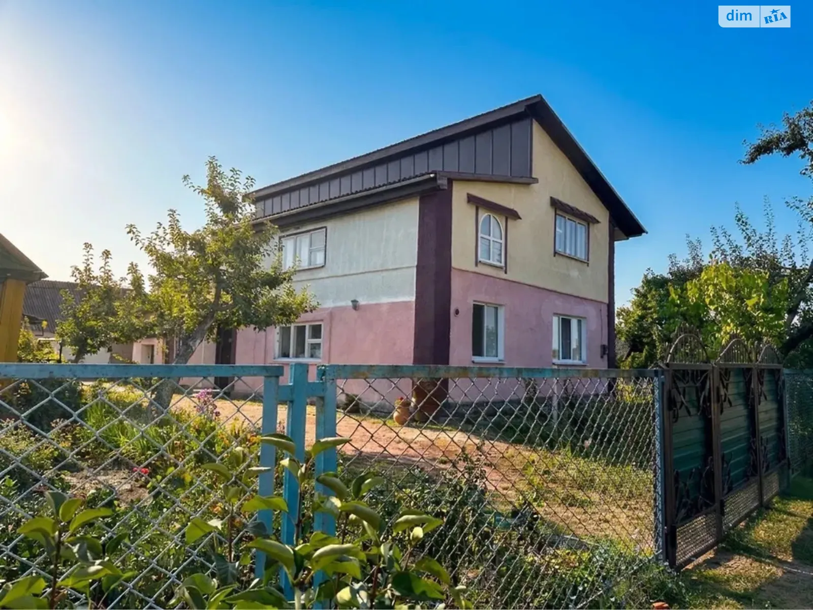 Продается дом на 2 этажа 180 кв. м с баней/сауной, цена: 36000 $ - фото 1