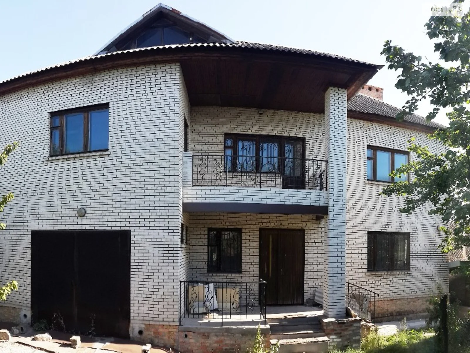 Продается дом на 2 этажа 390 кв. м с террасой, цена: 75000 $ - фото 1