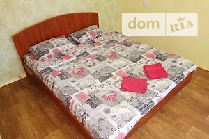 Оренда подобова квартири, Дніпропетровськ, р‑н. Індустріальний, Миру проспект, буд. 6