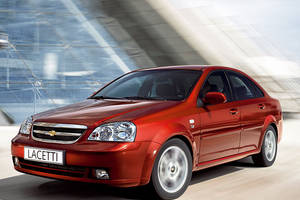 Обзор Chevrolet Lacetti: Разумный по цене автомобиль