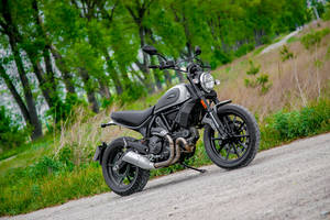 Тест-драйв Ducati Scrambler: Тянет на классику