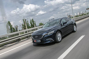 Тест-драйв Mazda 6