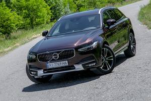 Тест-драйв Volvo V90 Cross Country. Кто здесь босс?