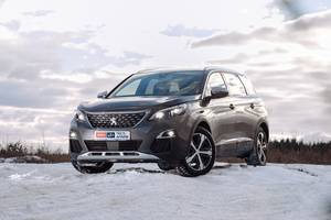 Тест-драйв Peugeot 5008