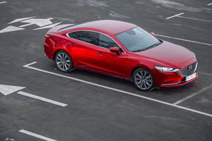 Тест-драйв Mazda6. Бойовий макіяж