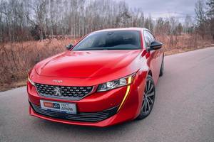 Тест-драйв Peugeot 508: Вогонь в очах