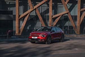 Тест-драйв Citroen e-C4. «Електричка» під прикриттям?