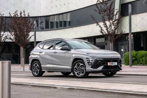 Тест-драйв Hyundai Kona Hybrid. Всі помилки виправлені?