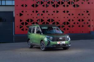 Тест-драйв Ford Tourneo Courier. Практичний мінівен зі жвавим характером