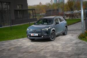 Тест-драйв Toyota Corolla Cross: поблажливий до водія, але не до пасажира