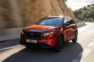 Тест-драйв Mazda CX-5: схожий, але на голову вищий