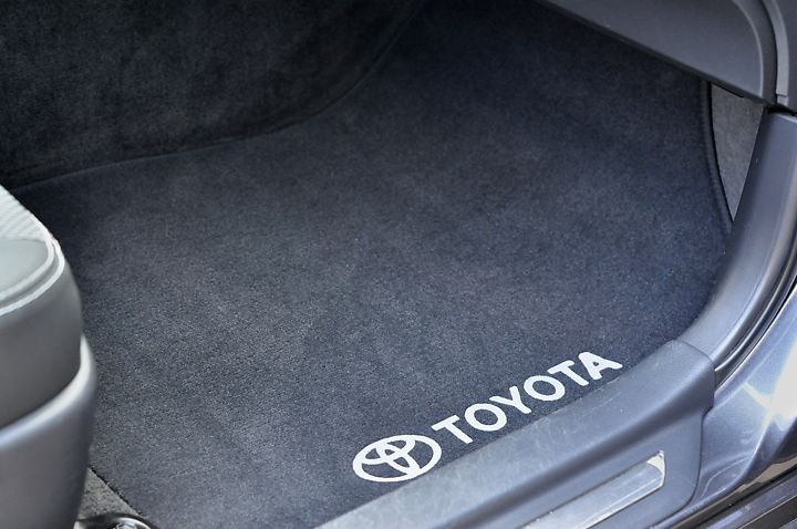 ковры FORTUNA ELEGANT на Toyota ковры FORTUNA ELEGANT на Toyota
