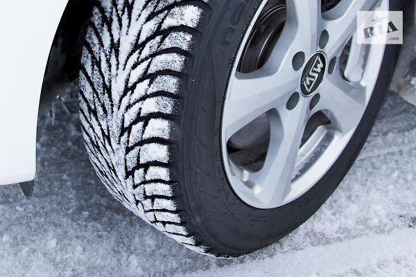 Тест зимних порышек Nokian Hakkapeliitta R2 Тест зимних порышек Nokian Hakkapeliitta R2