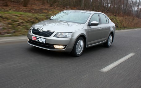 skoda octavia , 2010 г.в. отзывы