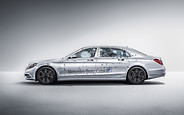 Черный плащ: Новый бронированный Mercedes-Maybach S 600 Guard Черный плащ: Новый бронированный Mercedes-Maybach S 600 Guard