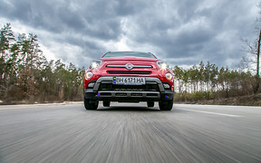 500, да не тот: Тест-драйв Fiat 500X