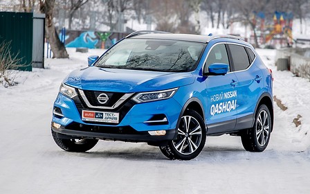 что значит se на машине nissan