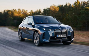 Автомобіль тижня: оновлений BMW iX