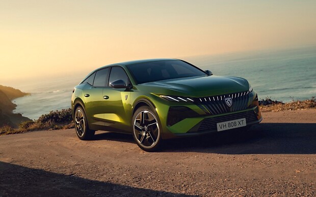 Оновлений Peugeot 408: так буде краще?