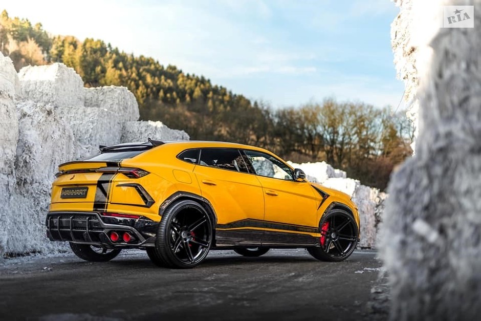 Lamborghini Urus Manhart