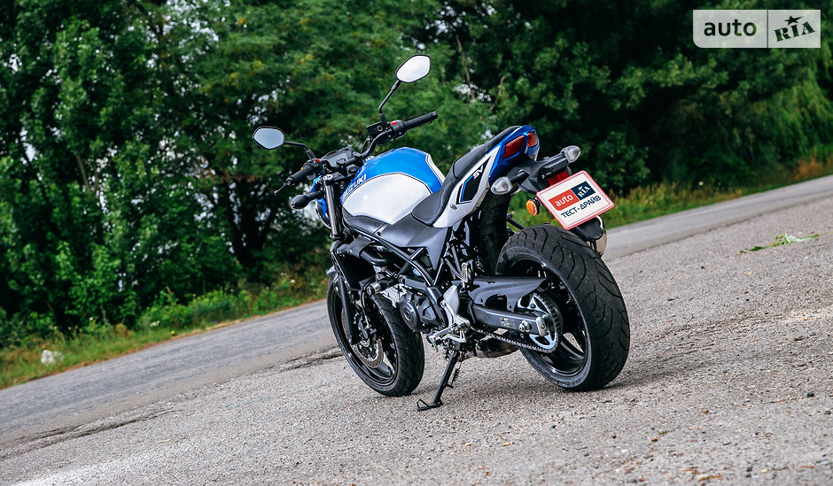 Suzuki SV