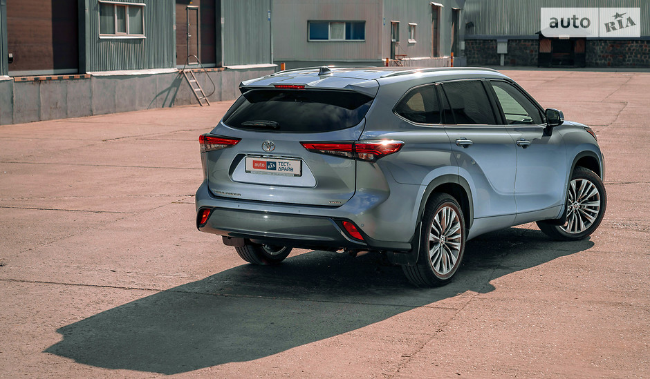 toyota highlander 2020