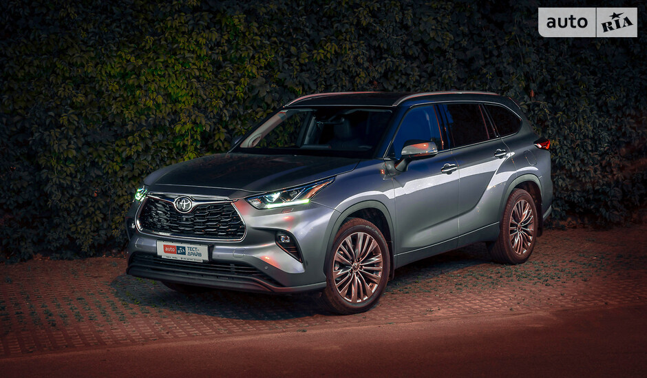 toyota highlander 2020