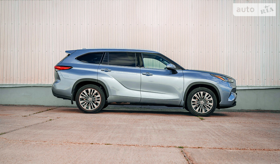 toyota highlander 2020