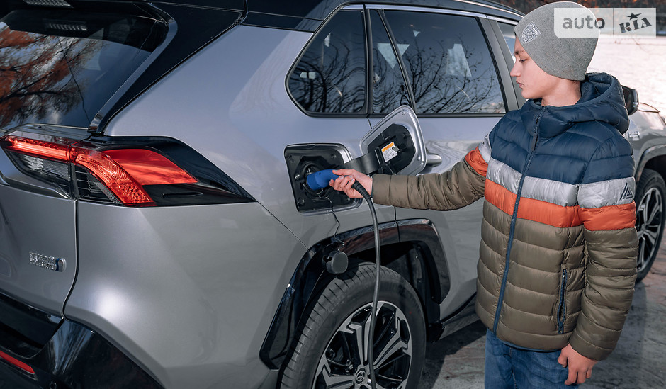 toyota rav4 plug-in hybrid