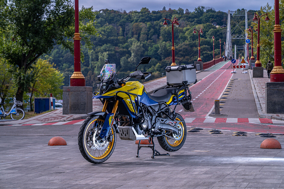 suzuki V-Strom 800DE auto ria